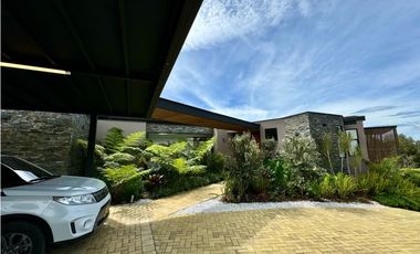 Vendo hermosísima casa Campestre vereda el Capiro, Rionegro