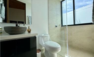 Vendo hermosísima casa Campestre vereda el Capiro, Rionegro