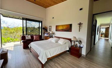 Vendo hermosísima casa Campestre vereda el Capiro, Rionegro