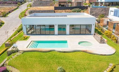 CASA EN VENTA EN SAN JUAN COSALA AJIJIC