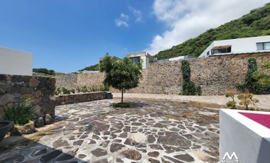 CASA EN VENTA EN SAN JUAN COSALA AJIJIC
