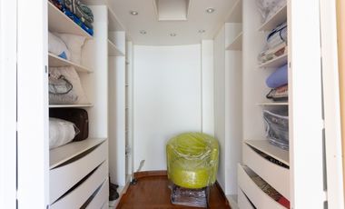 Valle de Los Chillos, Casa en Venta, 302m2, 4 Habitaciones