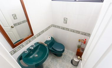 Valle de Los Chillos, Casa en Venta, 302m2, 4 Habitaciones