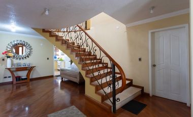 Valle de Los Chillos, Casa en Venta, 302m2, 4 Habitaciones