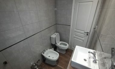 CHALET BARRIO CERRADO Av. ANTARTIDA ARGENTINA  Bº MUNDIALISTA