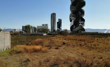 Terreno en venta en Cacalotepec, zona de Lomas de Angelópolis, muy cerca de Torre Helea ¡Inversionistas!