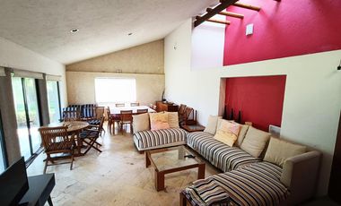 Casa en venta en Fracc. Solares, ubicado en Atlixco a 10 min del Centro, ideal para vivir o de descanso
