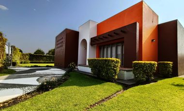 Casa en venta en Fracc. Solares, ubicado en Atlixco a 10 min del Centro, ideal para vivir o de descanso