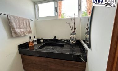 Colinas del Saltito Casa amueblada incluye luz.