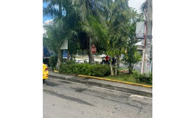 ALQUILER DE LOCAL  PAN CANAL PLAZA ALBROOK 110M2