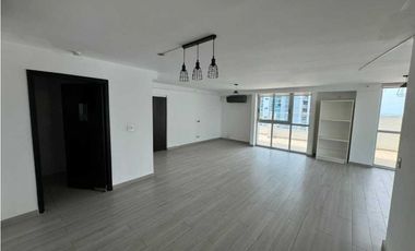 Apartamento en Bella Vista - Espacioso y Moderno en PH Belle View Towe