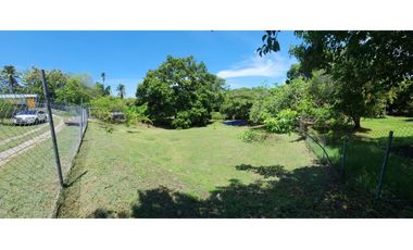 TERRENO / SAN CARLOS  / 870 M2 /  PLANO / CERCADO / A 3 MIN DE PLAYA