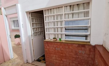 CASA TIPO PH 4 AMBIENTES DEPENDENCIA BERNAL ESTE