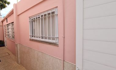 CASA TIPO PH 4 AMBIENTES DEPENDENCIA BERNAL ESTE