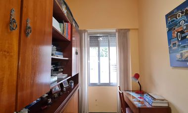 CASA TIPO PH 4 AMBIENTES DEPENDENCIA BERNAL ESTE
