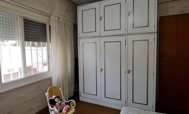 CASA TIPO PH 4 AMBIENTES DEPENDENCIA BERNAL ESTE