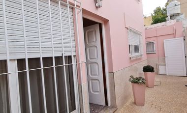 CASA TIPO PH 4 AMBIENTES DEPENDENCIA BERNAL ESTE