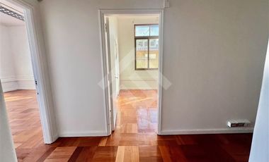 Oficina en Arriendo en Av Libertado Bernardo O