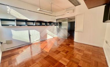 Oficina en Arriendo en Av Libertado Bernardo O
