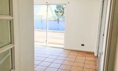 Casa en Arriendo en El Valle con Consistorial
