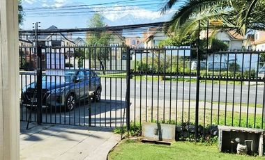 Casa en Arriendo en El Valle con Consistorial