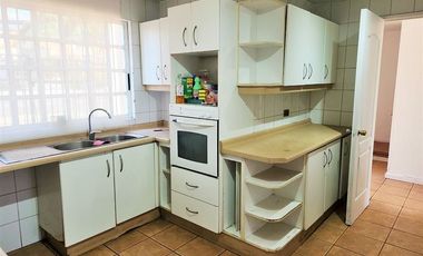 Casa en Arriendo en El Valle con Consistorial