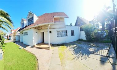 Casa en Arriendo en El Valle con Consistorial