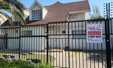 Casa en Arriendo en El Valle con Consistorial