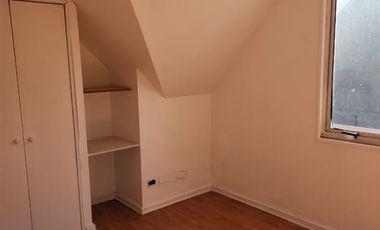 Casa en Arriendo en El Valle con Consistorial