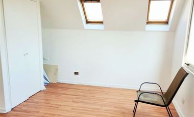 Casa en Arriendo en El Valle con Consistorial