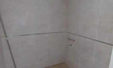 Casa en venta - 2 Dormitorios 1 Baño - 100Mts2 - Morón