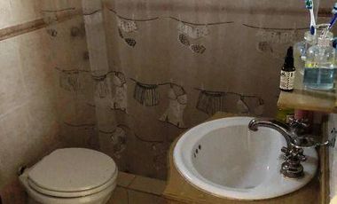CASA VENTA VILLA SARMIENTO 4 AMBIENTES