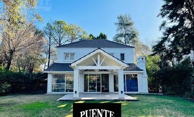 Casa - Saint Thomas Norte - Canning - Esteban Echeverria - Golf - Barrio con seguridad -