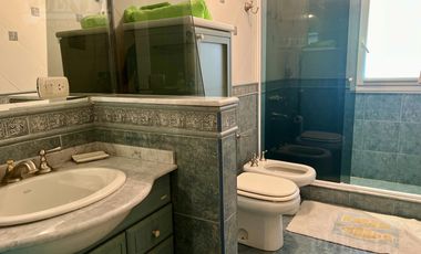 Casa en venta en Saint Thomas Sur excelente construcción y ubicación