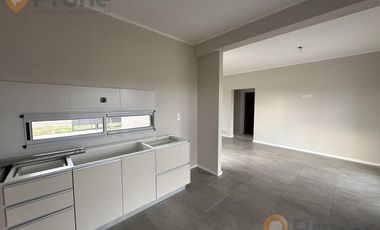 VENTA Casa a estrenar en jardines de Esther