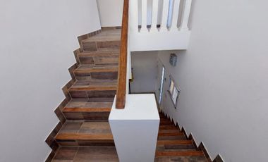 Casa en venta - 4 dormitorios 4 baños - 5 cochera - 600 mts2  - Guernica