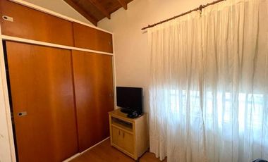 Duplex en esquina en  Venta Quilmes