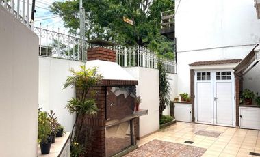 Duplex en esquina en  Venta Quilmes