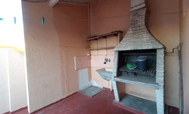 Excelente Casa Ph 3 Amb. al Frente  en Ramos Mejía  -