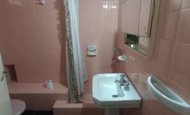 Excelente Casa Ph 3 Amb. al Frente  en Ramos Mejía  -