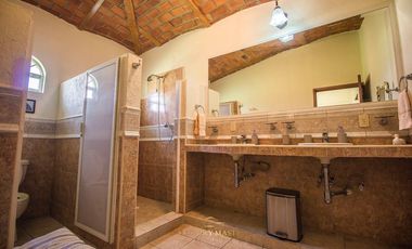 Casa campestre dentro de Coto Privado en San Isidro Mazatepec