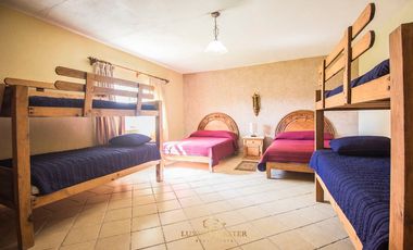 Casa campestre dentro de Coto Privado en San Isidro Mazatepec