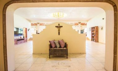Casa campestre dentro de Coto Privado en San Isidro Mazatepec