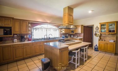 Casa campestre dentro de Coto Privado en San Isidro Mazatepec