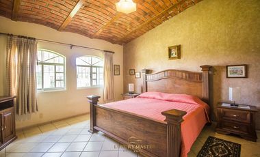 Casa campestre dentro de Coto Privado en San Isidro Mazatepec