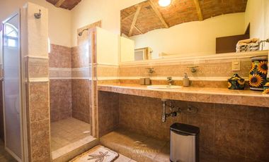Casa campestre dentro de Coto Privado en San Isidro Mazatepec