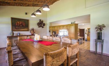 Casa campestre dentro de Coto Privado en San Isidro Mazatepec