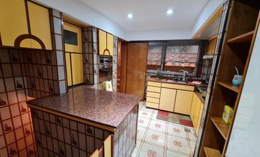 CASA 5 AMB, CON QUINCHO/PATIO Y GARAGE - RAMOS MEJIA