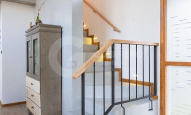 Imponente casa finalizada 2022 , de 5 habitaciones en suite, con pileta climatizada y jacuzzi.