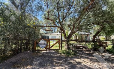 En Venta, Casa de 2 Dormitorios con piscina,  Lago Pellegrini